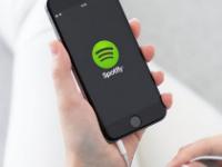 Spotify您现在可以直接流式传输到AppleWatch