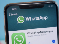 最新的WhatsApp更新现在允许自发消息