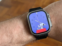 watchOS10.4beta4提供VisionPro功能 Siri改进和100多个新表情符号